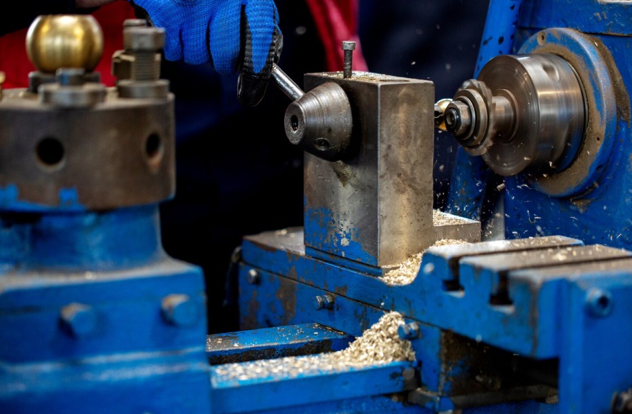CNC Machining Technology (2)